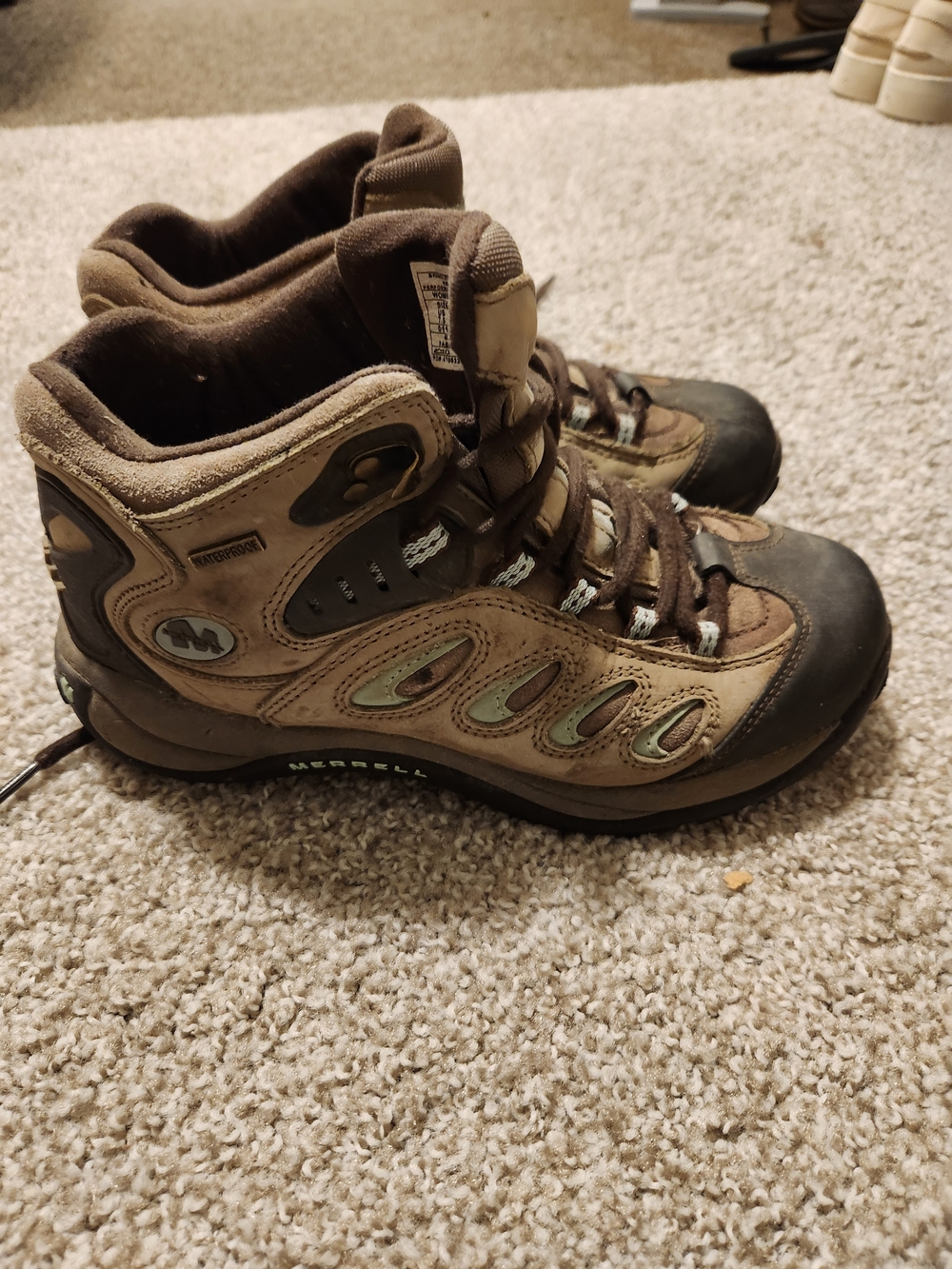 Merrell Womens Brown Hiking Boots - Sturdy Waterproof Trail Shoes 7.5